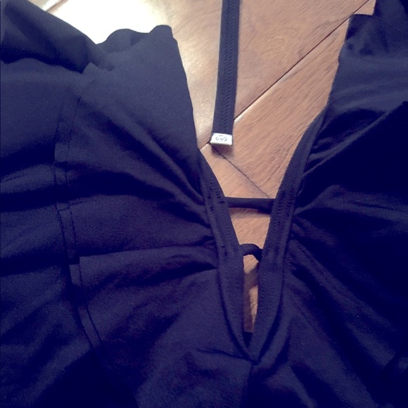 Michael Kors Cruise 2019 deep V neck swim top XS - Picture 3 of 9